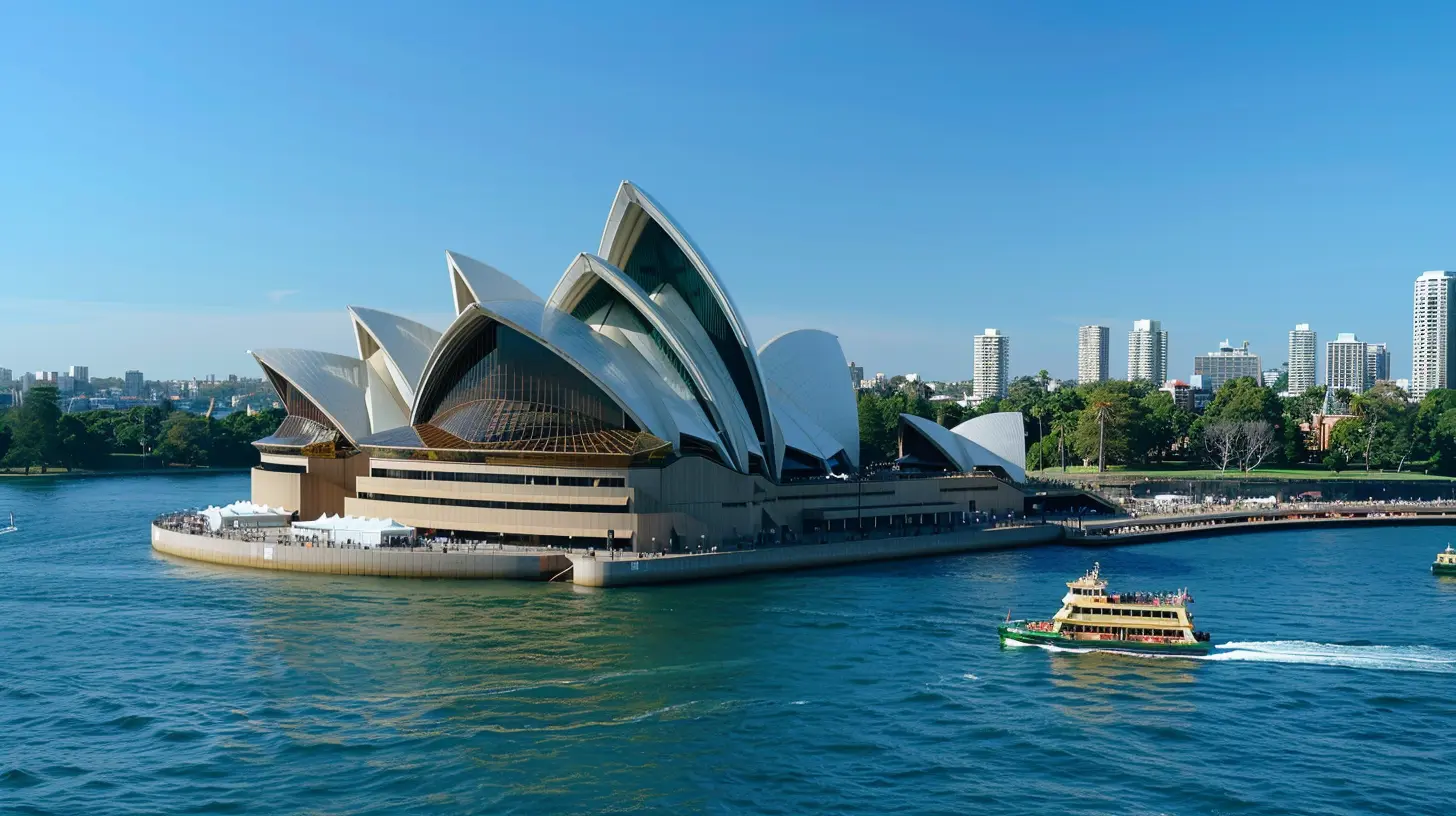 Sydney’s Scenic Walks: From Royal Botanic to the Opera House