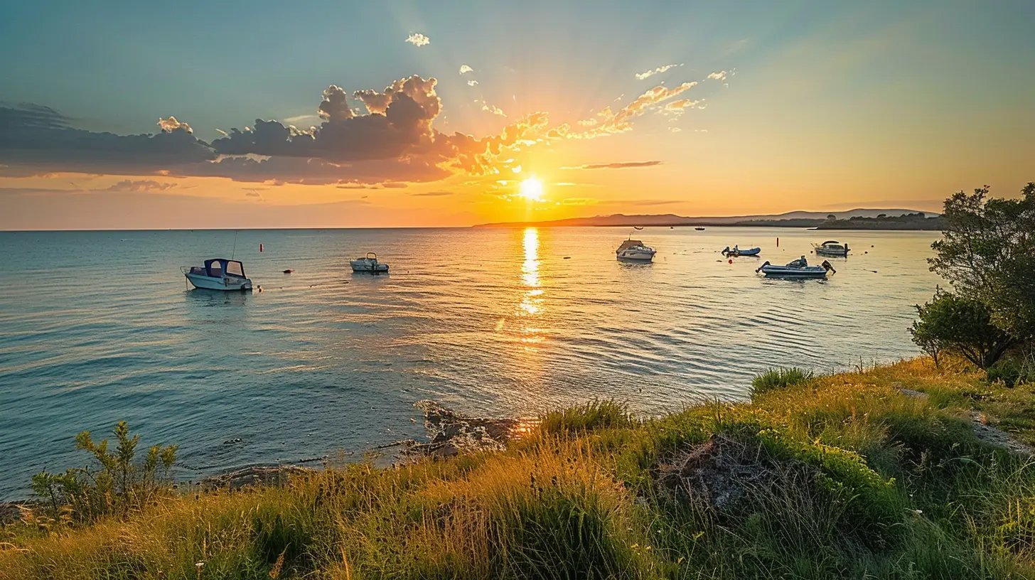 Waterfront Escapes: Immerse Yourself in a Weekend by the Sea