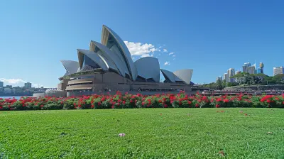 Sydney’s Scenic Walks: From Royal Botanic to the Opera House